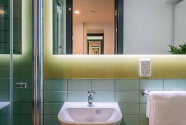 Platinum En suite (Loft) at Leonardo, 8 Great George Street, City Centre, Leeds, LS28GZ - Image 5