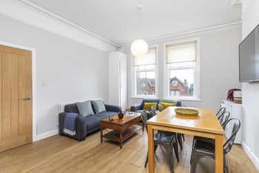 6 bed house, Cardigan Road, Headingley, Leeds, LS63AE - Image 2