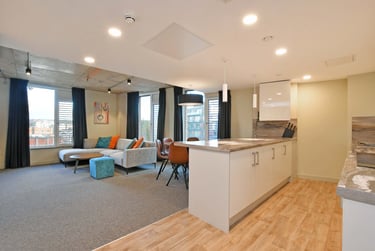 Platinum En-suite - Image 35