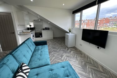 1 bed house, Queens Road, Hyde Park, Leeds, LS61HU - Image 3