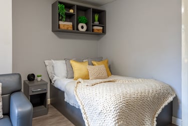 Luxury Studio at Allen Court, 1 Cromwell Range, Fallowfield, Manchester, M146FQ - Image 2