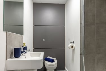 1 Bed Apartment at Allen Court, 1 Cromwell Range, Fallowfield, Manchester, M146FQ - Image 9
