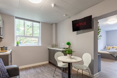 1 Bed Apartment at Allen Court, 1 Cromwell Range, Fallowfield, Manchester, M146FQ - Image 3