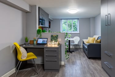 Prestige Studio at Allen Court, 1 Cromwell Range, Fallowfield, Manchester, M146FQ - Image 2