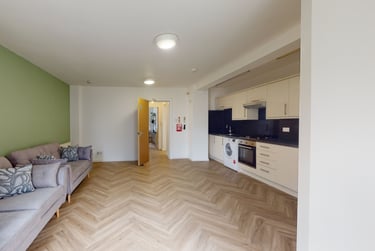 4 bed house, Moorland Avenue, Hyde Park, Leeds, LS61AP - Image 3
