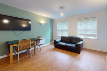 2 bed house, The Grange, Headingley, Leeds, LS62BY - Image 2
