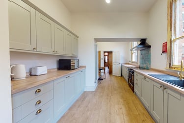 7 bed house, Herrick Road, Shelthorpe, Loughborough, LE112BT - Image 3