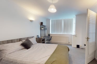 4 bed house, Kirkstone Drive, City Centre, Loughborough, LE113RN - Image 5
