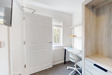 5 bed house, Adam Dale, City Centre, Loughborough, LE113HD - Image 7