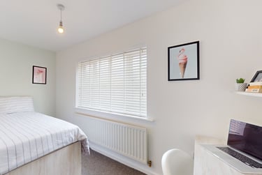 5 bed house, Adam Dale, City Centre, Loughborough, LE113HD - Image 4