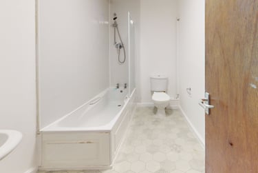5 bed house, Moorland Avenue, Hyde Park, Leeds, LS61AP - Image 9