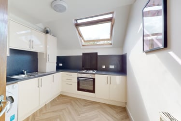 5 bed house, Moorland Avenue, Hyde Park, Leeds, LS61AP - Image 6