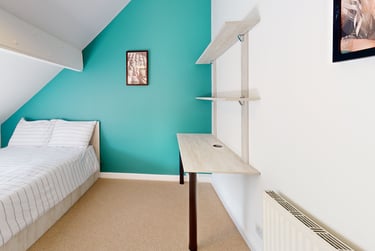 5 bed house, Moorland Avenue, Hyde Park, Leeds, LS61AP - Image 2