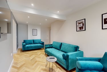 7 bed house, Brookfield Avenue, City Centre, Loughborough, LE113LN - Image 1