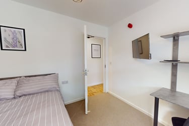 6 bed house, Lenton Boulevard, Lenton, Nottingham, NG72ET - Image 4