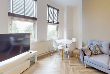 4 bed house, Moorland Avenue, Hyde Park, Leeds, LS61AP - Image 5