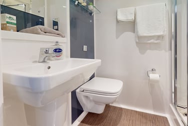 Premium Balcony Studio - Image 4