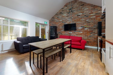 8 bed house, Meadow Lane, City Centre, Loughborough, LE111JY - Image 4