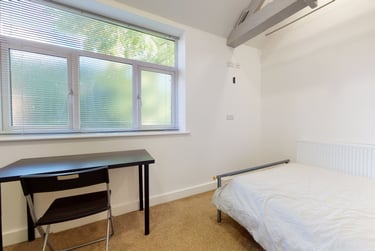 8 bed house, Meadow Lane, City Centre, Loughborough, LE111JY - Image 11