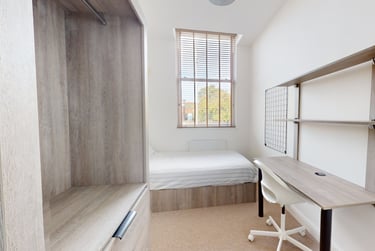 1 bed house, The Grove, Lenton, Nottingham, NG71HA - Image 4