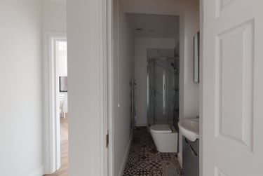 1 bed house, The Grove, Lenton, Nottingham, NG71HA - Image 3
