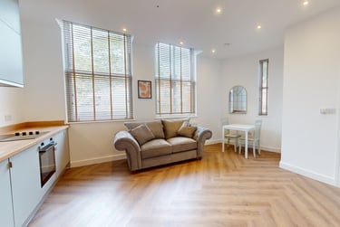 1 bed house, Castle Boulevard, Lenton, Nottingham, NG71HA - Image 1