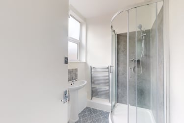 4 bed house, Ilkeston Road, Radford, Nottingham, NG73HF - Image 2