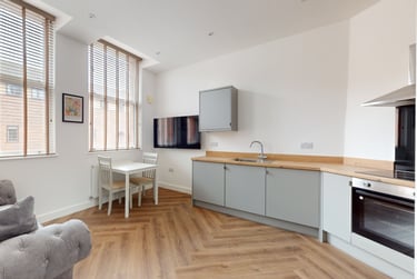 1 bed house, The Grove, Lenton, Nottingham, NG71HA - Image 1