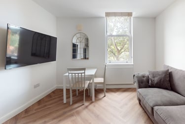 1 bed house, The Grove, Lenton, Nottingham, NG71HA - Image 12