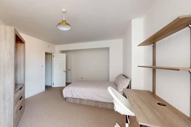 1 bed house, The Grove, Lenton, Nottingham, NG71HA - Image 1