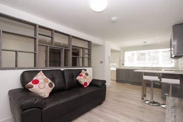 1 bed house, Fearon Street, City Centre, Loughborough, LE115DG - Image 1