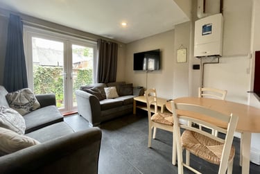 6 bed house, Flass Street, City Centre, Durham, DH14BE - Image 3