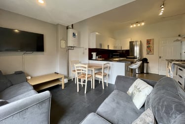 6 bed house, Flass Street, City Centre, Durham, DH14BE - Image 2