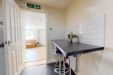 1 bed house, Westgate Road, Newcastle Upon Tyne, Newcastle, NE46AR - Image 2
