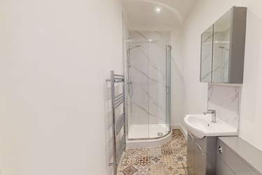 1 bed house, Grove Road, Lenton, Nottingham, NG71HA - Image 3