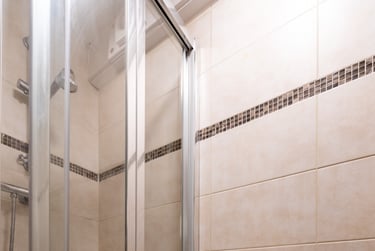 Silver Non Ensuite - Medium at Manchester Student Village, Lower Chatham Street, City Centre, Manchester, M15SX - Image 4