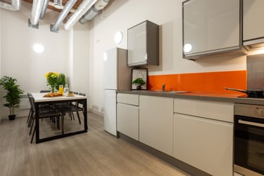 Gold Ensuite at Manchester Student Village, Lower Chatham Street, City Centre, Manchester, M15SX - Image 5