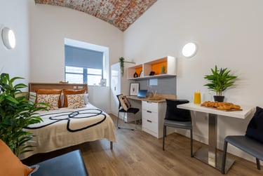 Silver Studio at Manchester Student Village, Lower Chatham Street, City Centre, Manchester, M15SX - Image 2