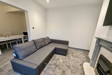 3 bed house, High Street North, Langley Moor, Durham, DH78JH - Image 1