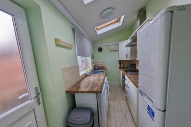 4 bed house, West View, Gilesgate, Durham, DH11HZ - Image 2