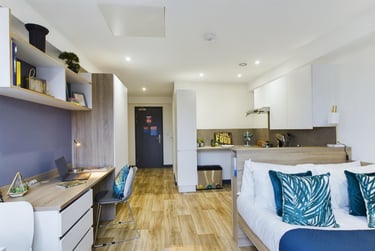Gold Studio at Eden Square, Stoney Stanton Road, City Centre, Coventry, CV14FS - Image 1
