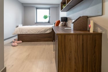 Classic Ensuite - Image 2