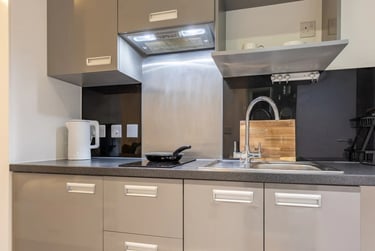Premium Plus Studio - Image 7