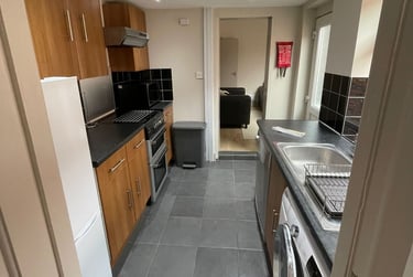 3 bed house, Bethnal Green, Newland, Hull, HU67LE - Image 3