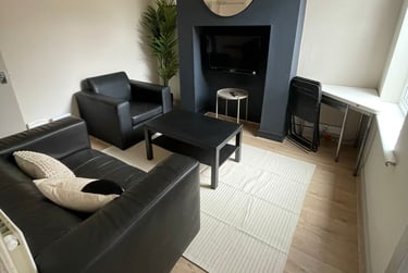 3 bed house, Bethnal Green, Newland, Hull, HU67LE - Image 1
