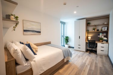 Platinum En Suite - Image 1