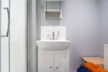 Extra Large Studio - Image 5