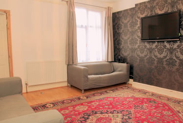 4 bed house, Welford Road, Knighton, Leicester, LE26BJ - Image 1