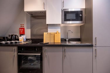 Premium 2 Bedroom Apartment at Ash Grove Court, Ash Grove, University Of Surrey, Guildford, GU28US - Image 5