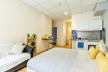 Premium Studio - Image 5